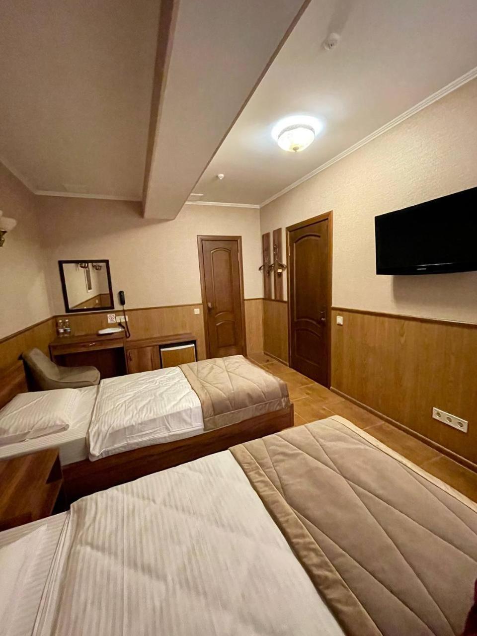 Sport Hotel 2 チェルカースィ エクステリア 写真