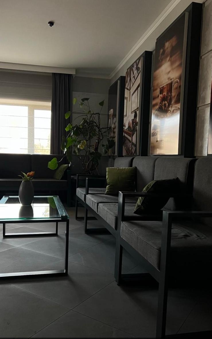 Sport Hotel 2 チェルカースィ エクステリア 写真