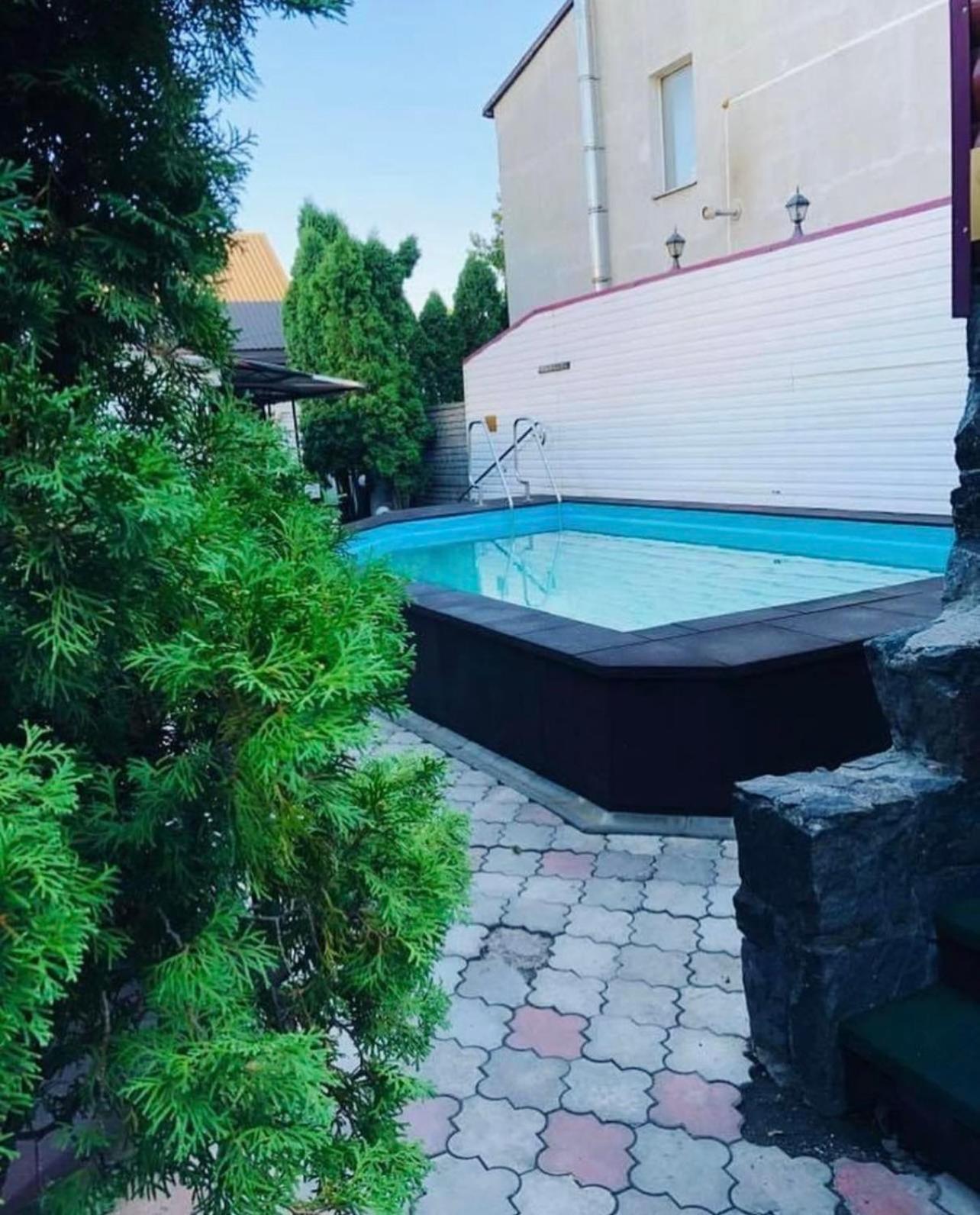 Sport Hotel 2 チェルカースィ エクステリア 写真